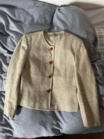 NEWYORKER 베이지 버튼 포함 자켓