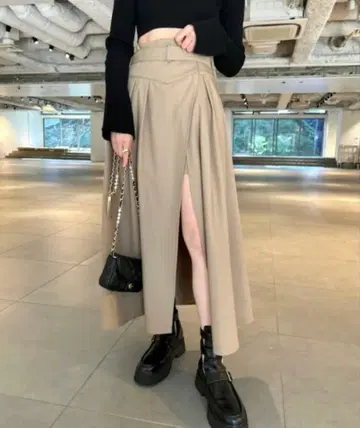 [정품] LILY BROWN 팬츠 도킹 랩스커트