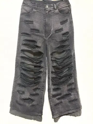 [ GRANCY ] 맨투맨 도킹 디자인 데미지 배기 데님 팬츠 블랙