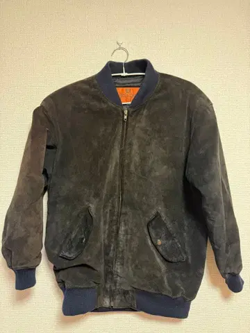 다크 그레이 스웨이드 봄버 자켓