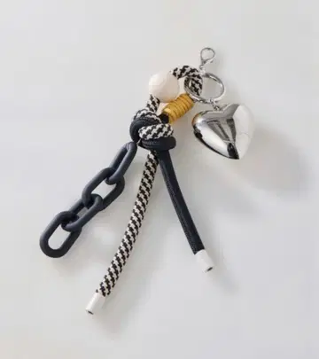 이아파피요네 하트 달린 로프 스트랩/백참