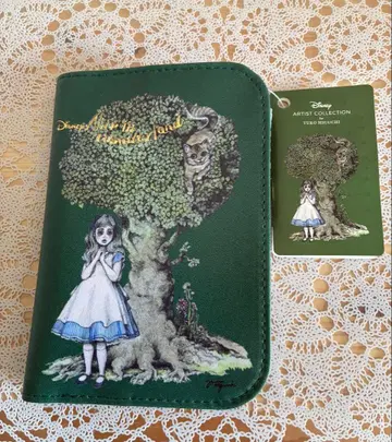 히구치 유코 x 디즈니 스토어 원더랜드 앨리스 마스크 파우치