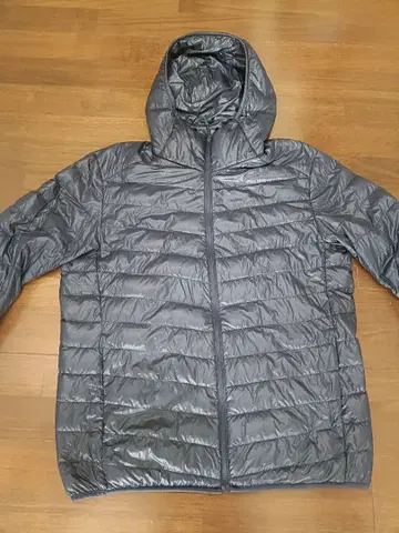 유니클로 울트라 라이트 다운 파카 네이비 XL