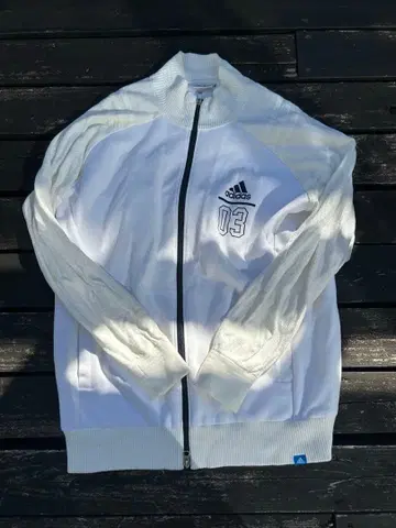 adidas 화이트 자켓