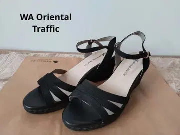 오리엔탈 트래픽 블랙 샌들