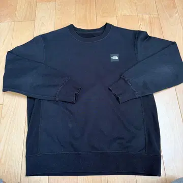 THE NORTH FACE 블랙 맨투맨