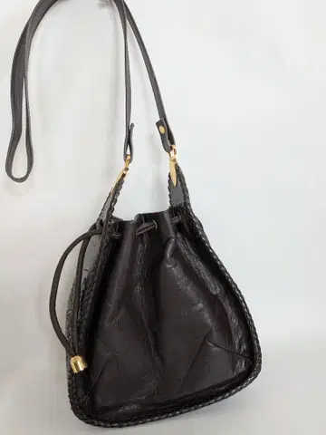 다크 브라운 가죽 버킷형 숄더백 핸드메이드