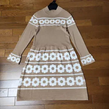 슈퍼 뷰티 비쥬 장식 데이지 꽃무늬 니트 원피스/빅 사이즈