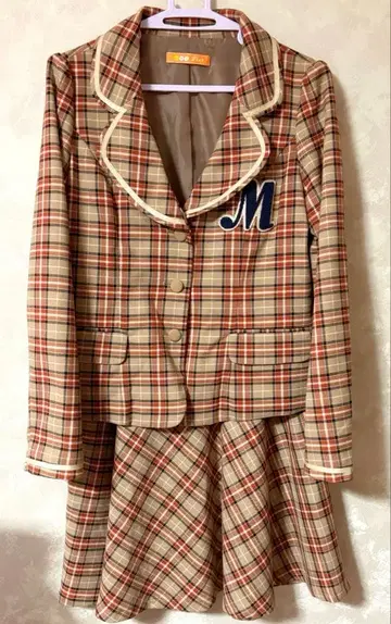 프레피 계열 체크 무늬 점프 스커트 셋업