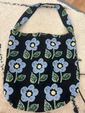 꽃무늬 토트백 블랙 파랑