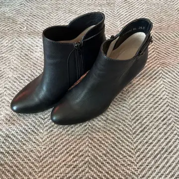 가격 인하 협상 접수 중 PARADIS COULEUR 패러디 크룰 부츠