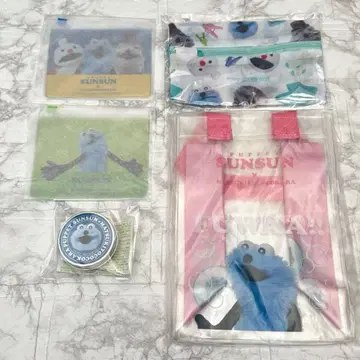 마츠키요 한정판 퍼펫 스 콜라보 파우치 A