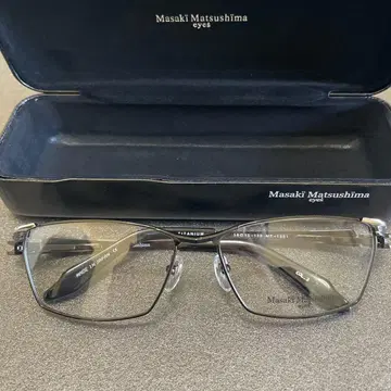 마사키 마츠시마 안경
