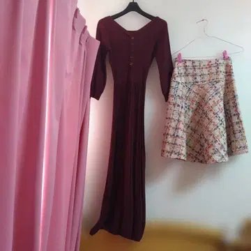 버건디 긴팔 롱 원피스 체크 무늬 스커트 세트