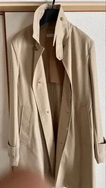 [ 미사용 ] 남성용 M 사이즈 베이지 스텐카라 코트