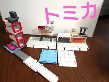 제조 중지품 토미카 타운 빌드 시티 세븐일레븐 스시로 주차장 등