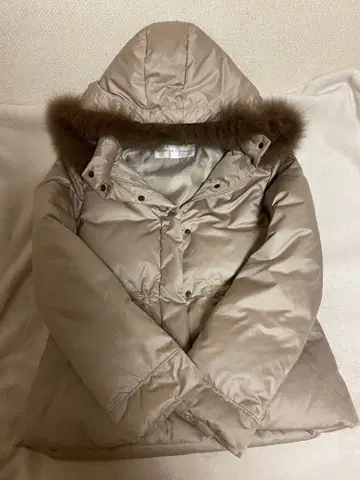 휴먼 우먼 다운 코트