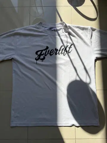 Everlift T셔츠 화이트