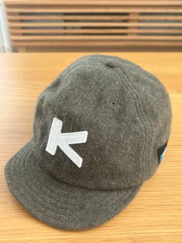 KAVU 울 야구 모자 올리브 그린