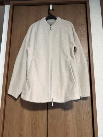 아담 에트로페 숏코트