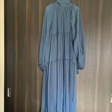 emmi 리본 포함 블루 롱 원피스 새상품급