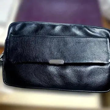 천연 가죽 파우치. 일본 제품. 블랙