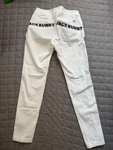 잭 버니 화이트 슬림핏 팬츠