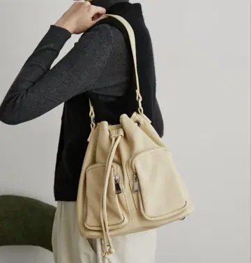 Auntie Rosa Holiday W 아웃포켓 3WAY 숄더백