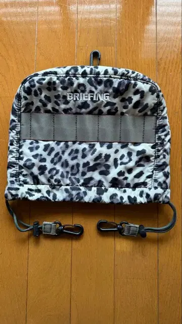 브리핑 아이언용 골프헤드커버 레오파드