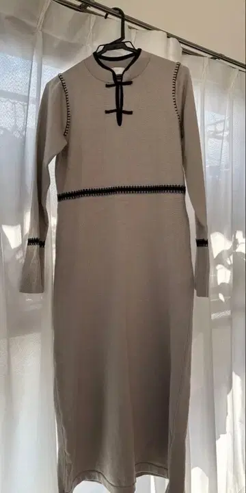 HARE 차이나 버튼 니트 원피스