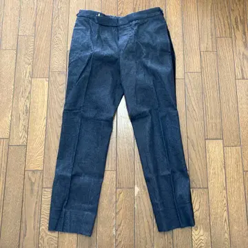 다크 블루 사이드 스트라이프 슬랙스