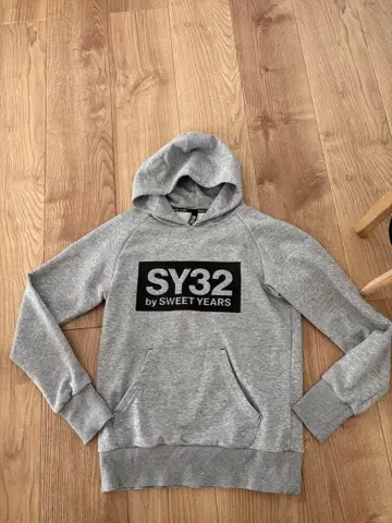 SY32 후드티