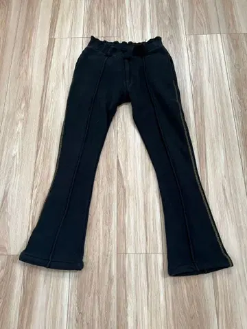 레드 리 베로니카 플레어 스웨트 팬츠