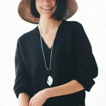 자유구 홀가먼트 V넥 풀오버