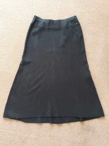 요건 레일 압축 울 플레어 스커트