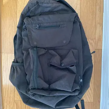 SAN SAN GEAR 블랙 백팩