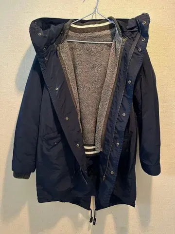 BEAMS HEARTS 플리스 라이닝 마운틴 후드티 탈부착 가능