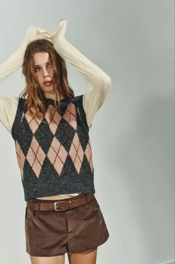 ZARA 다이아 무늬 니트 베스트 L 사이즈