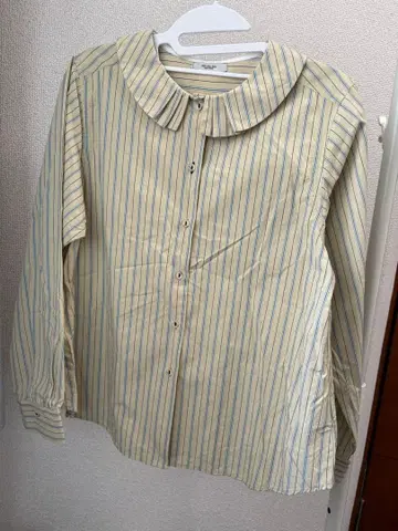 POUDOUDOU 긴팔 셔츠 크림색과 파랑 스트라이프