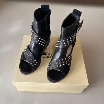 Zadig&Voltaire 가죽 부츠 샌들 37