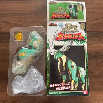 반다이 가오킹 피규어