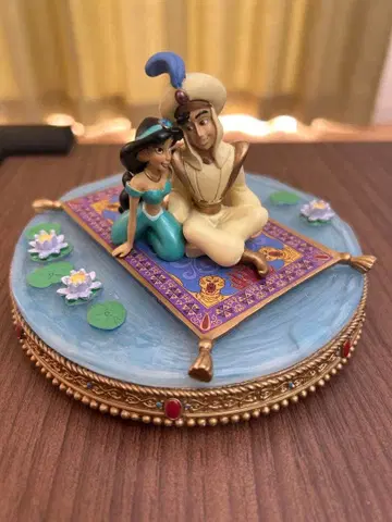 디즈니 알라딘 입상