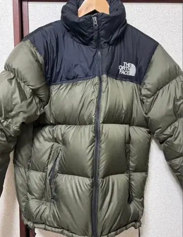 THE NORTH FACE 다운 자켓 올리브 그린/블랙
