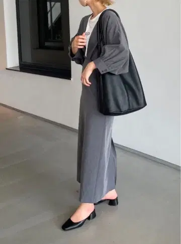 나이로 V넥 개더 원피스