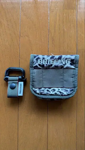 브리핑 말렛형 퍼터용 골프헤드커버 레오파드