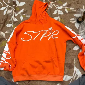 스토푸리 젤 군 후드티