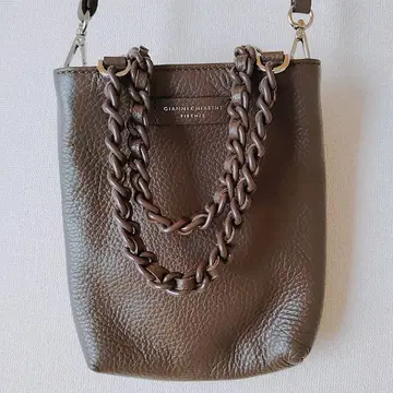 (새상품급) GIANNI CHIARINI 브라운 가죽 숄더백