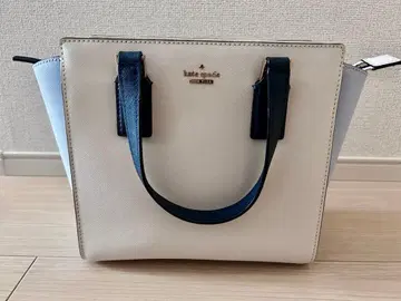 케이트 스페이드 숄더백 화이트 x 네이비