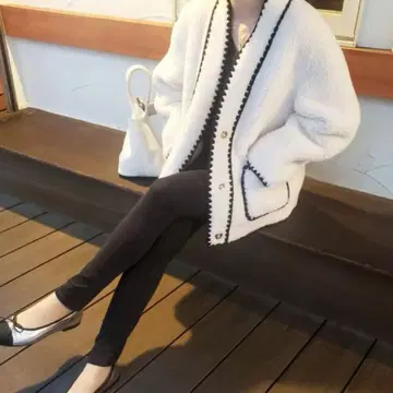 보아 자켓 화이트 플리스 자켓