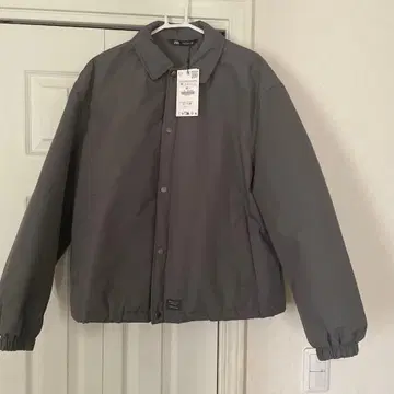 zara 퀼팅 퍼프 자켓 미사용 새상품 m 사이즈 차콜 그레이